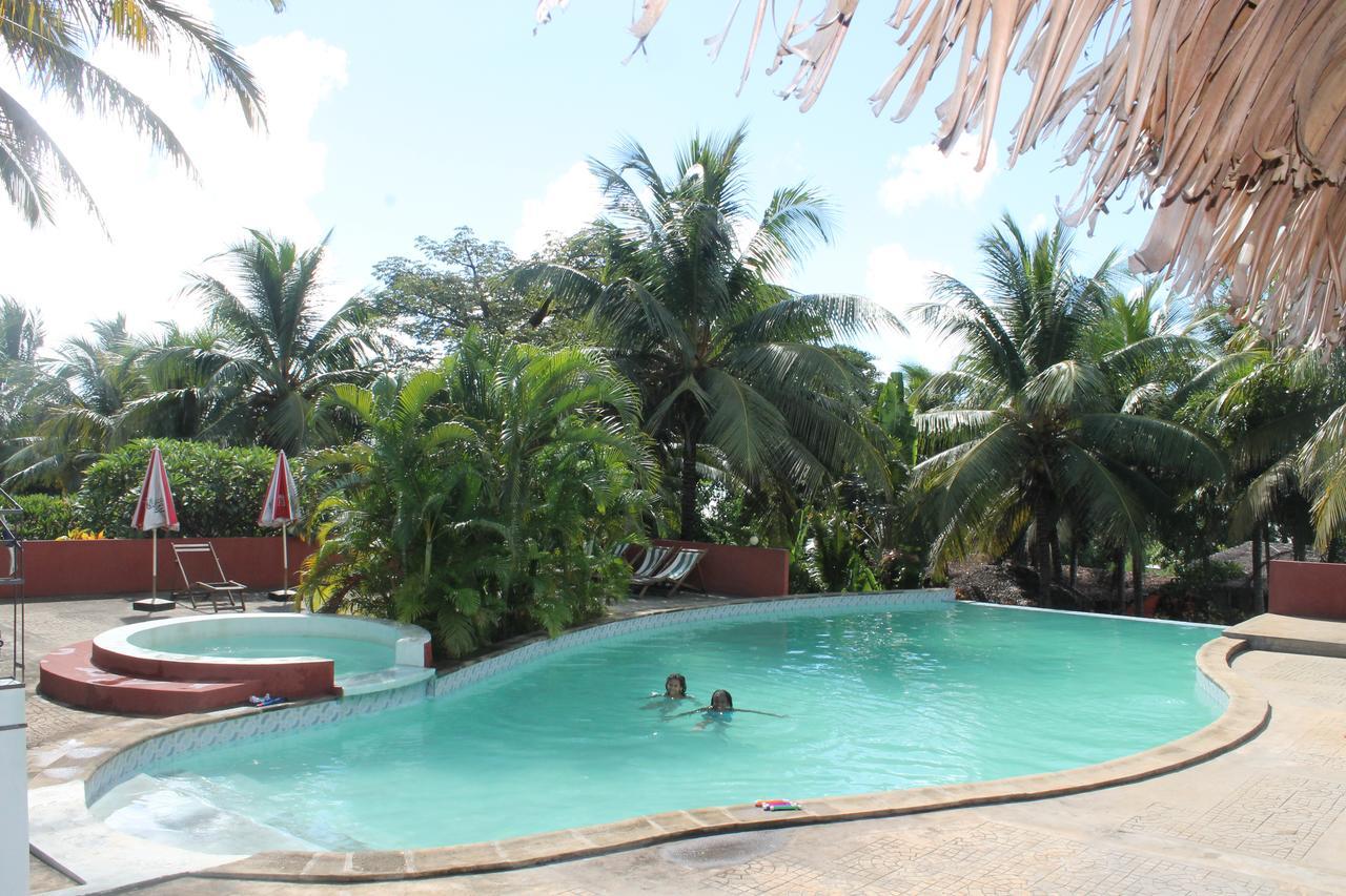 Hotel De La Baie Antsiranana Экстерьер фото